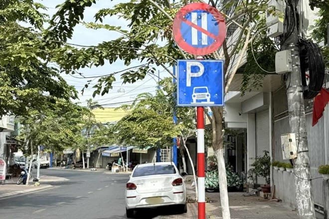 dừng đỗ xe sai quy định 0
