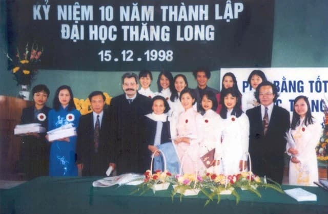 Gia tộc đại trí thức 6 đời nổi danh bậc nhất Việt Nam: Cụ tổ được đặt tên đường, thế hệ sau toàn Giáo sư, Tiến sĩ, NSƯT đình đám 1