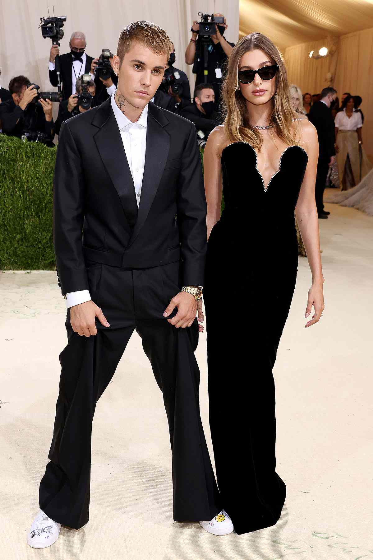 Tồn tại lời nguyền khiến các cặp đôi khiếp sợ Met Gala: Cứ ai sánh đôi tham dự về là chia tay hết?- Ảnh 12.