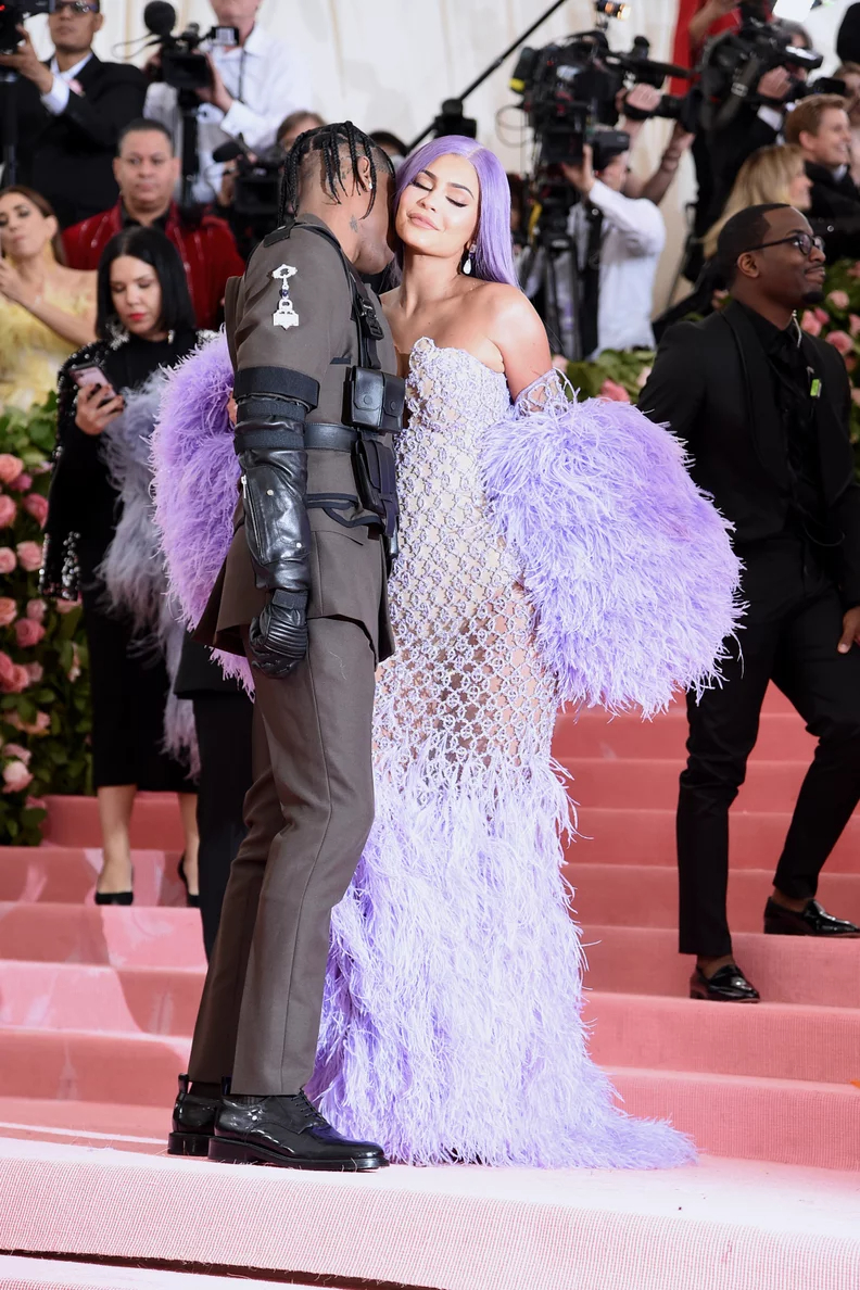 Tồn tại lời nguyền khiến các cặp đôi khiếp sợ Met Gala: Cứ ai sánh đôi tham dự về là chia tay hết?- Ảnh 5.