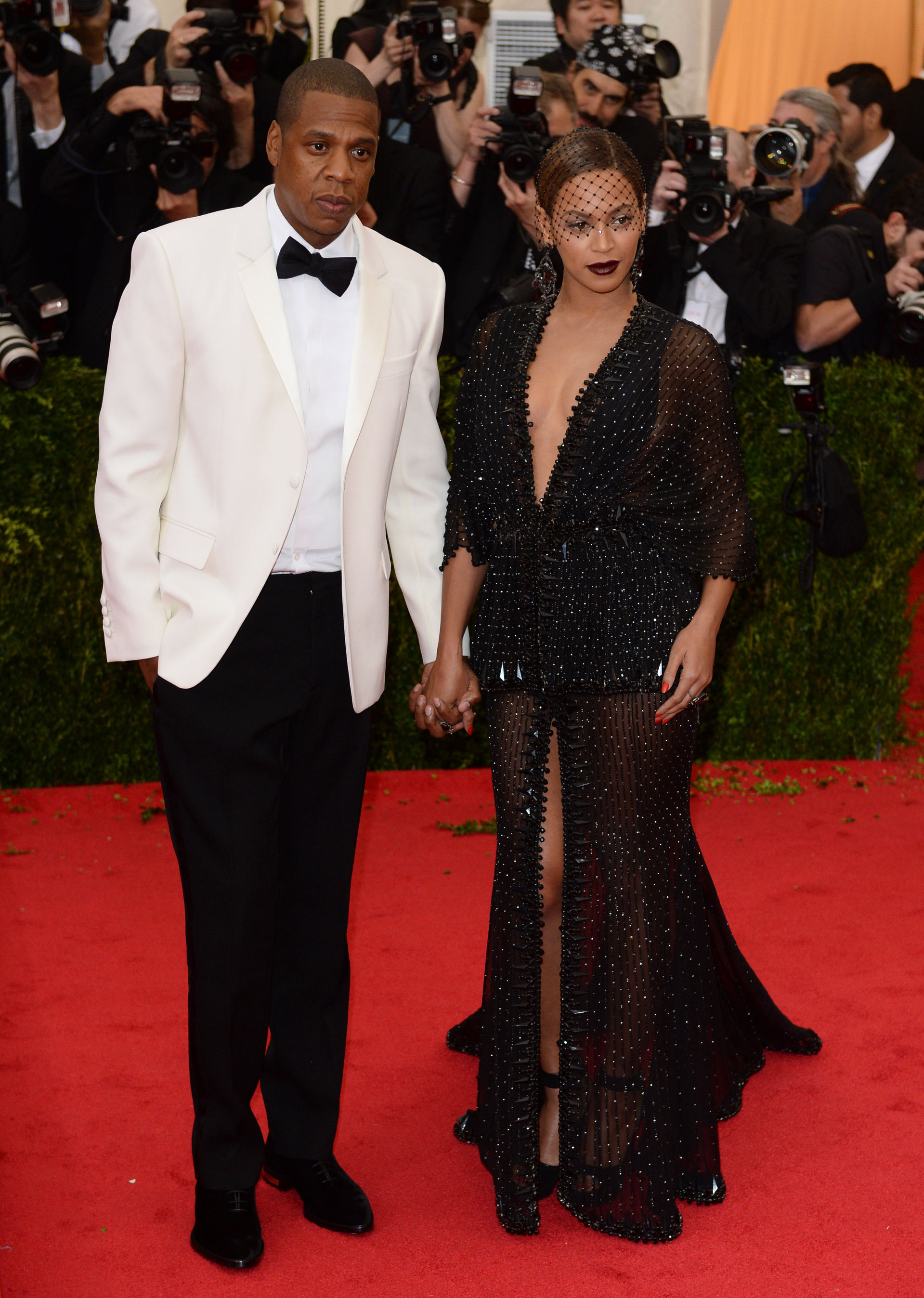 Tồn tại lời nguyền khiến các cặp đôi khiếp sợ Met Gala: Cứ ai sánh đôi tham dự về là chia tay hết?- Ảnh 10.