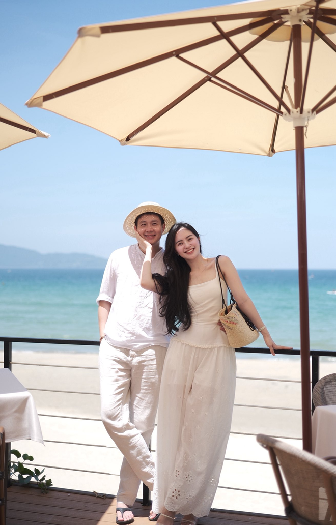 Lừa mẹ đi cà phê, đến nơi là lễ bàn giao xe VF3: Không nỡ để mẹ đi làm 50km, con rể “gia trưởng” chốt quà to - áº¢nh 4.