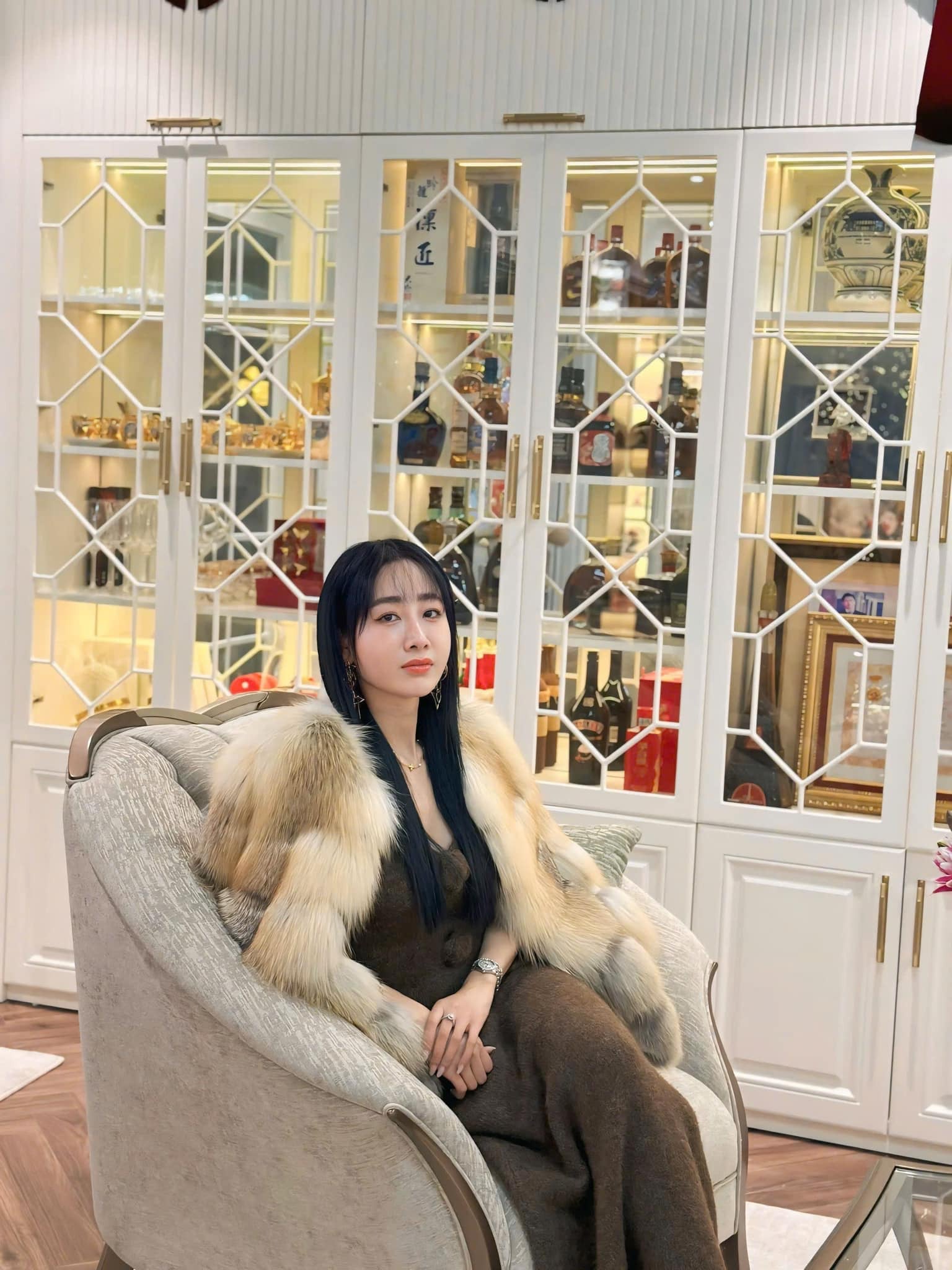 Nam NSƯT 46 tuổi muốn cưới vợ lần 3: Hiện sống cùng bạn gái trong căn hộ 14 tỷ ở Hà Nội - áº¢nh 5.