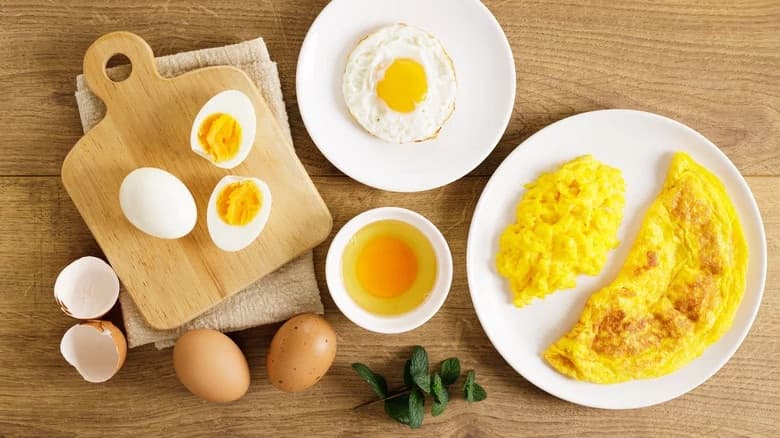 Trứng luộc và trứng ốp la 3