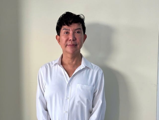 Ca sĩ Long Nhật: 