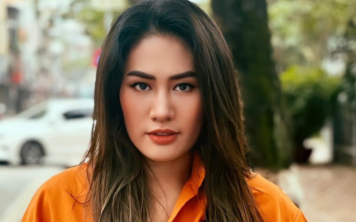 Diễn viên Minh Cúc 