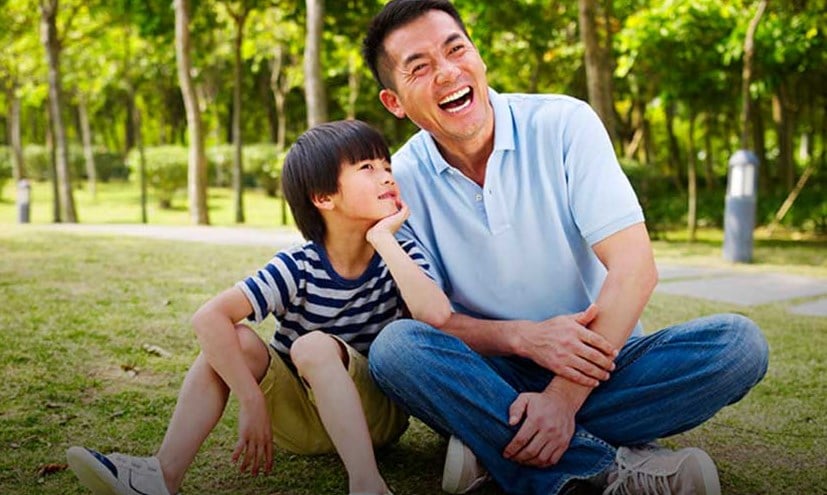 Bố cho con cái gì?' hay câu chuyện người cha dạy con không trở thành người  yếu ớt | GD Con Tự Học