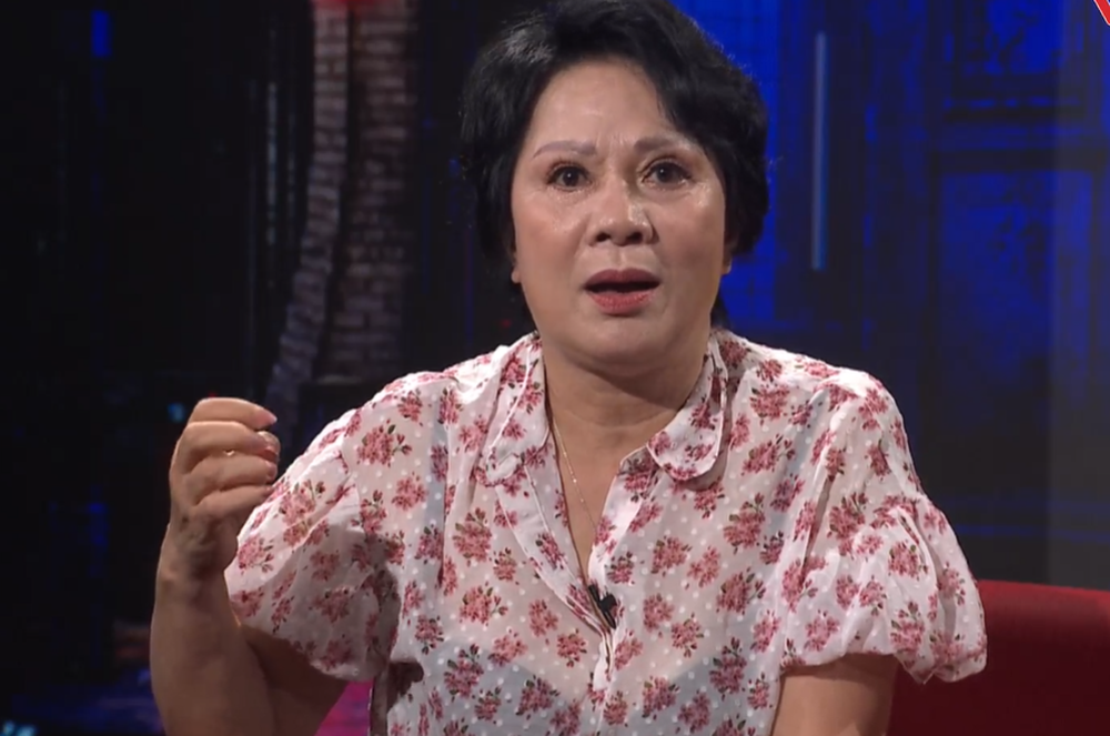 NSƯT Hương Dung: Trên phim sang chảnh, quyền lực, ngoài đời suýt phải bán  nhà trả nợ