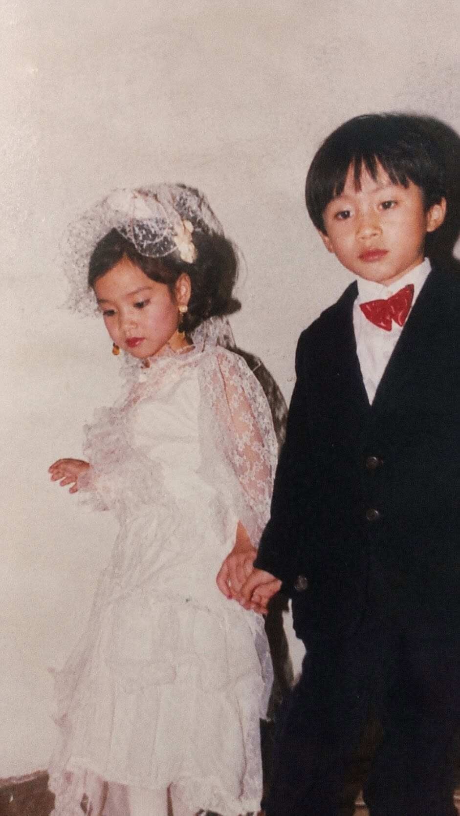 Cậu bé Tùng Dương ngày nào rất xinh trai.