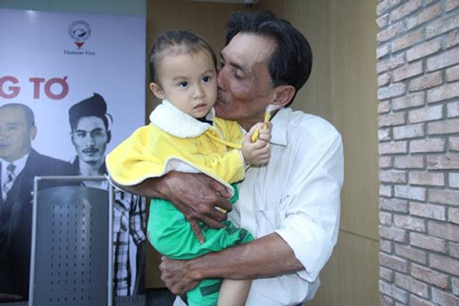 Xót xa con gái 12 tuổi không kịp gặp cha lần cuối và nỗi day dứt cuối đời  của Thương Tín
