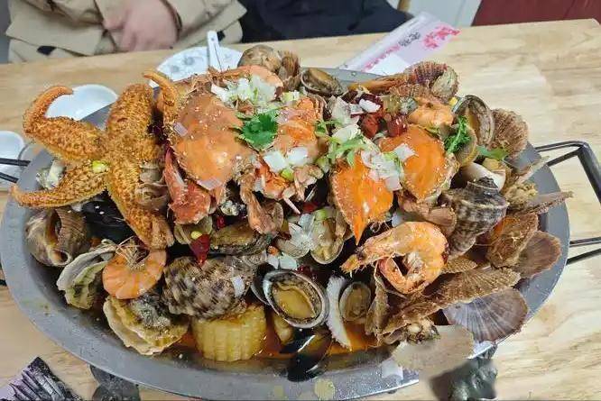 Gallery - Ngày càng nhiều người mắc bệnh ung thư! Các bác sĩ nghẹn ngào khuyên: Đừng ăn 6 loại thực phẩm này đã được bảo quản trong tủ lạnh quá lâu! - image 1
