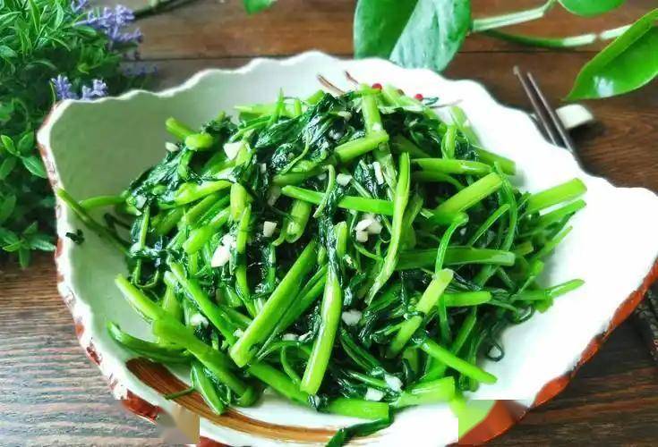 Gallery - Ngày càng nhiều người mắc bệnh ung thư! Các bác sĩ nghẹn ngào khuyên: Đừng ăn 6 loại thực phẩm này đã được bảo quản trong tủ lạnh quá lâu! - image 2