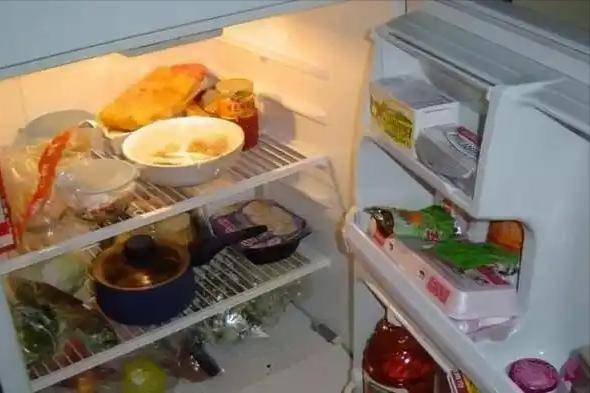 Gallery - Ngày càng nhiều người mắc bệnh ung thư! Các bác sĩ nghẹn ngào khuyên: Đừng ăn 6 loại thực phẩm này đã được bảo quản trong tủ lạnh quá lâu! - image 4
