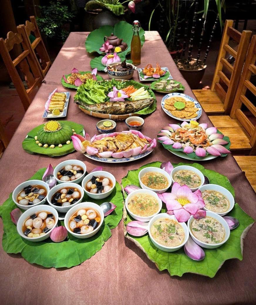 Gallery - Ngôi làng hơn 1.000 năm tuổi cách trung tâm Hà Nội 45 km, được mệnh danh là 'bảo tàng sống' lưu giữ loạt di tích quốc gia và nhà cổ - image 5