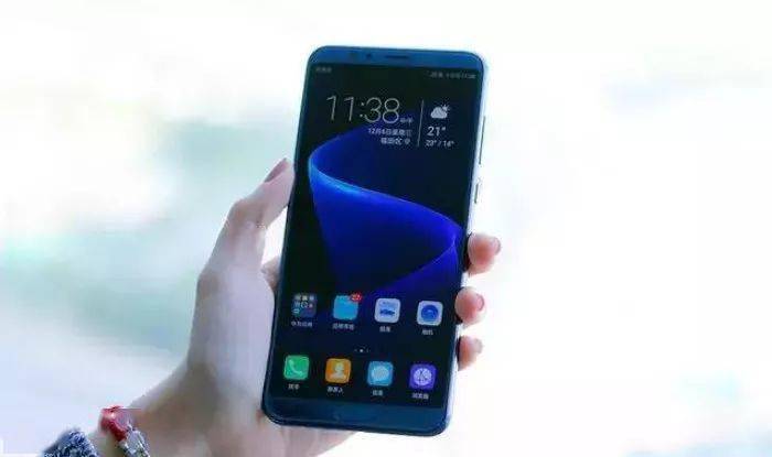 Gallery - Tại sao nên để ít tiền mặt sau ốp lưng điện thoại? Có một lý do, và 9/10 người không biết điều đó - image 1