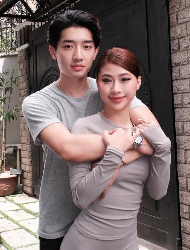 Gallery - Lộ thân thế 'khủng' của bạn trai Louis Phạm trước khi lộ clip nhạy cảm - image 2