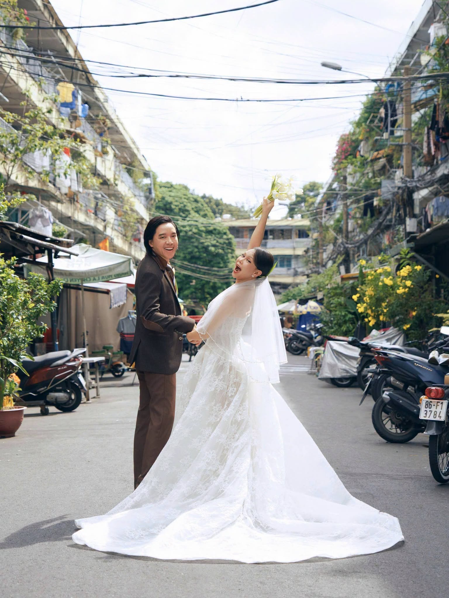 Gallery - Sao Việt 12/7: Ảnh mới của Phương Oanh gây chú ý; Danh hài Việt Hương và chồng kỷ niệm 20 năm ngày cưới - image 57