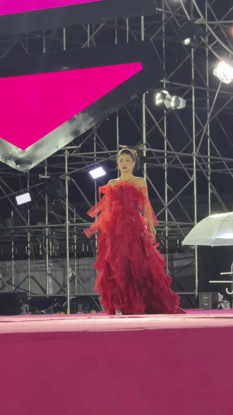 Gallery - Louis Phạm lộ clip catwalk nóng bỏng: Chiều cao có hạn nhưng vẫn khiến thiên hạ trầm trồ vì điều này - image 4