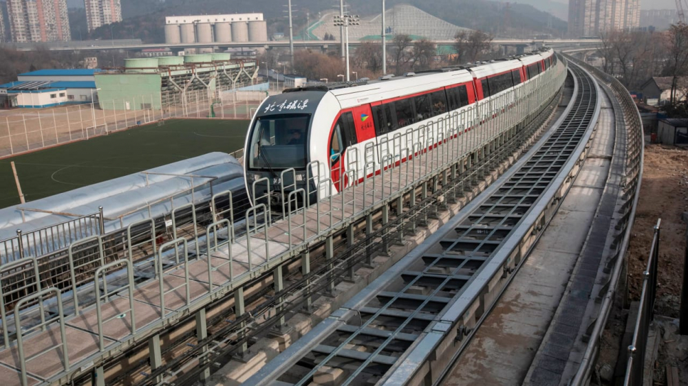 -0 00 china-first-gen-maglev-train
