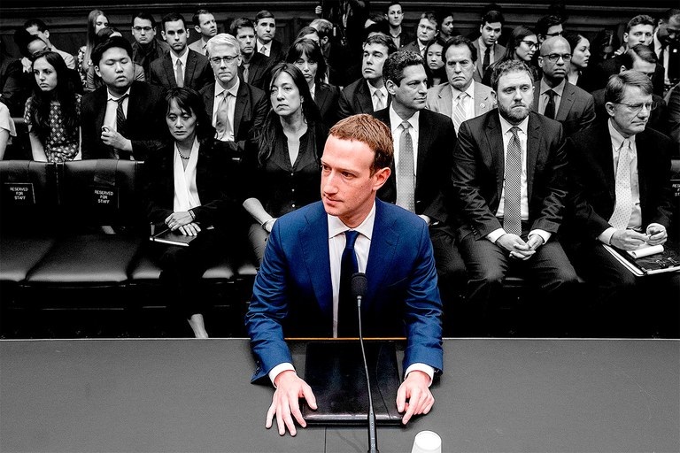 Mark-Zuckerberg-FB-Data-Sharing