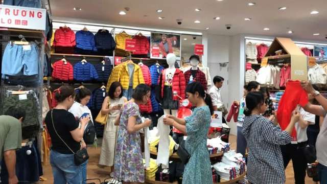 uniqlo1-15821688347312021786749