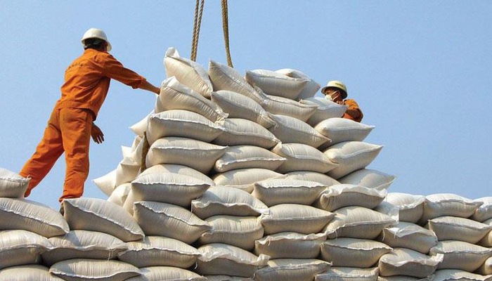 Bộ Tài chính yêu cầu Tổng cục Hải quan điều tra nghi vấn công chức hải quan 'trục lợi' vụ xuất khẩu gạo