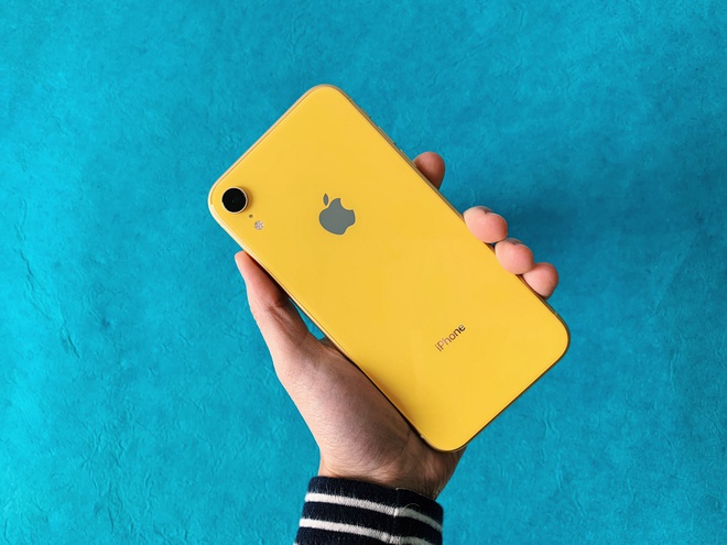 Apple_iPhone_XR_review