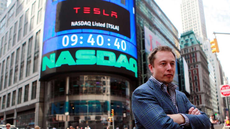 Elon_Musk_Tesla_billboard_reuters