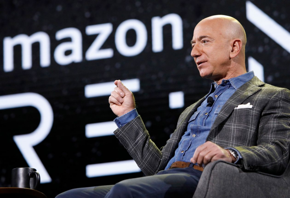 Amazon Bezos AP