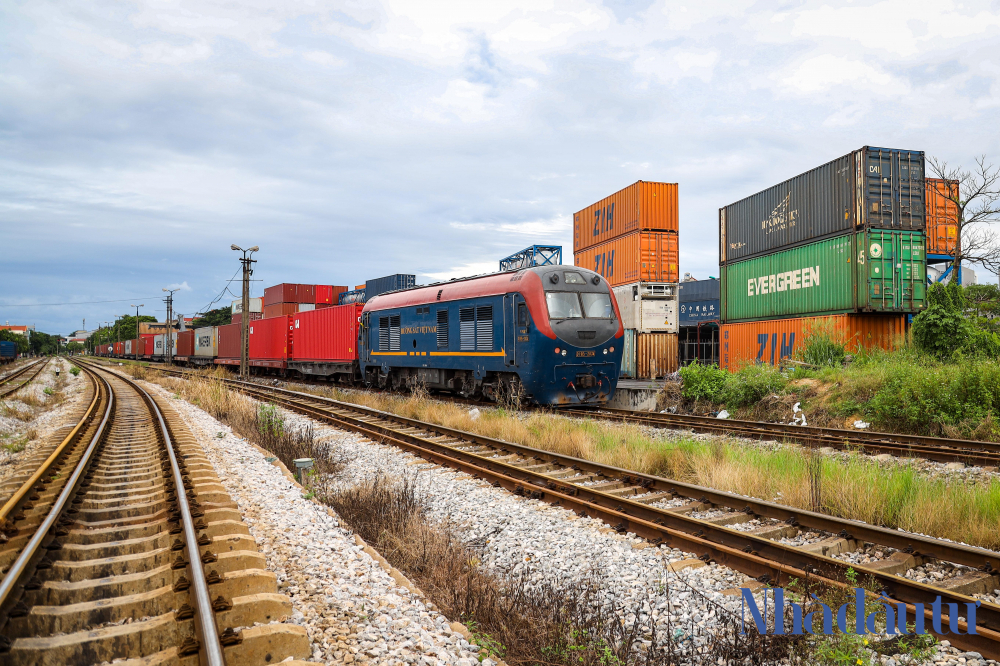 Vận chuyển container bằng đường sắt