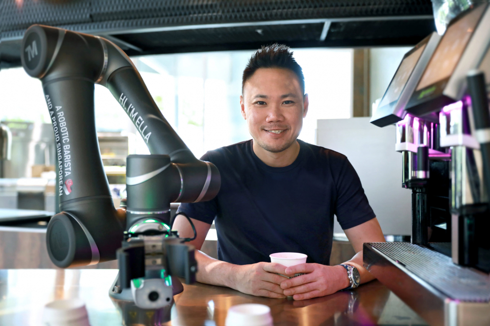 this-41-year-old-ceo-quit-finance-to-build-a-multimillion-dollar-coffee-robot-business-scaled