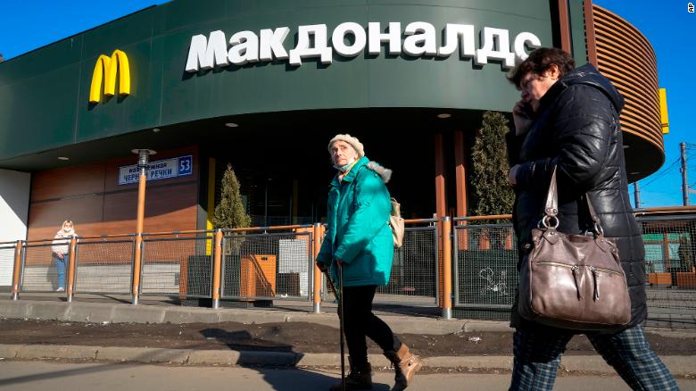 closed-mcdonalds-st-petersburg-russia-0315-exlarge-169