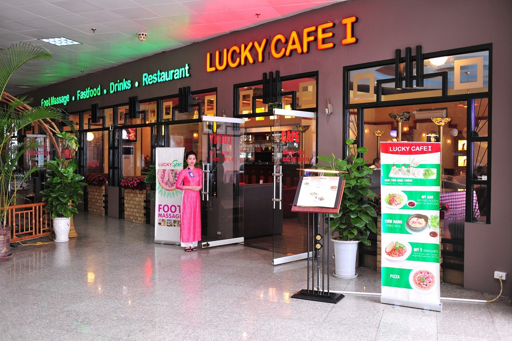 lucky-cafe-1007