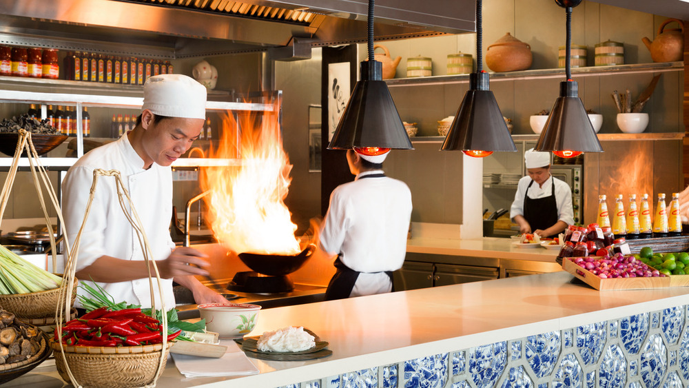 Hyatt-Regency-Danang-Resort-and-Spa-Show-Kitchen