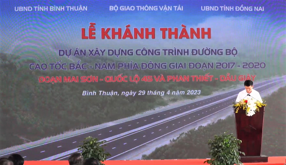khanh-thanh-cao-toc