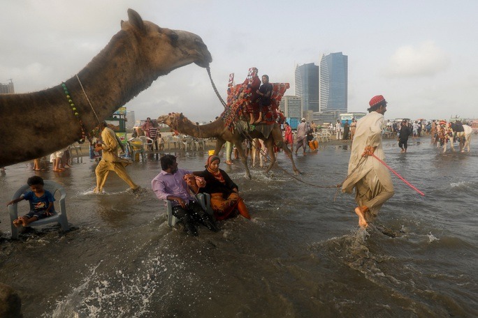 Karachi-Reuters