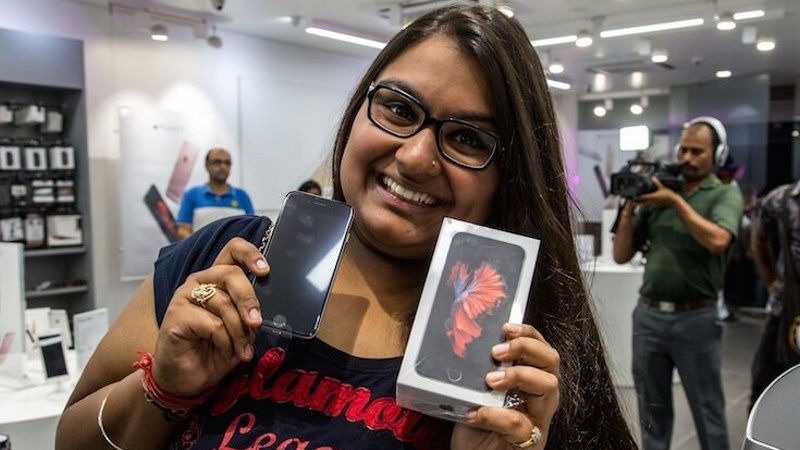apple-new-iphone-customer-india