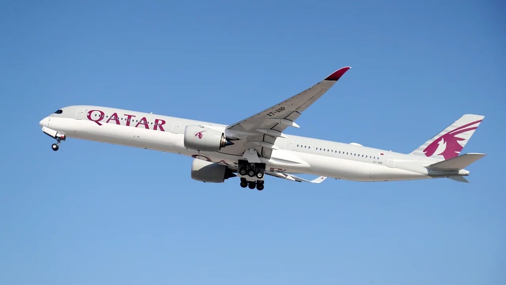 230728105402-qatar-airlines-plan