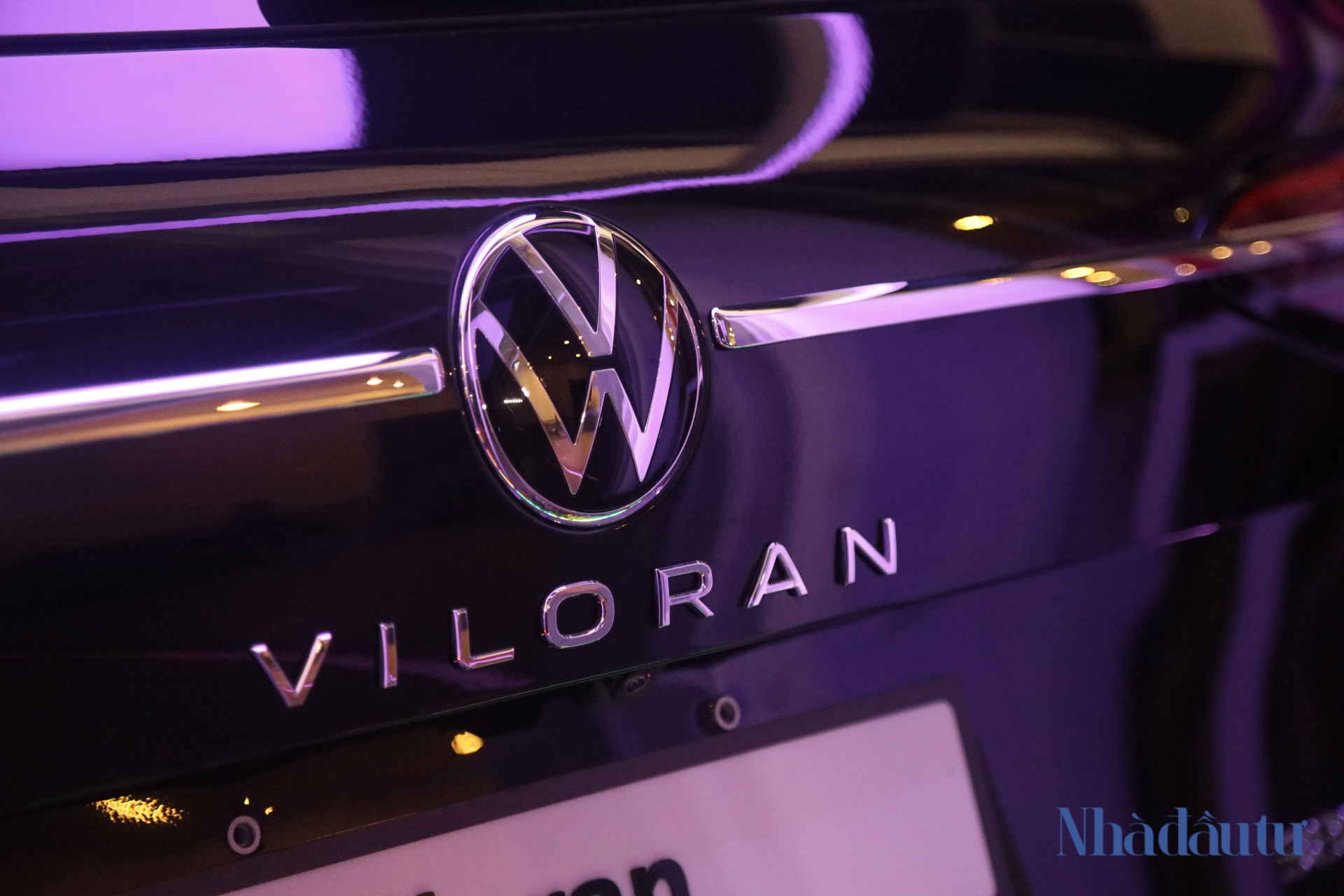 Volkswagen Viloran giá gần 2 tỷ đồng ra mắt tại Hà Nội