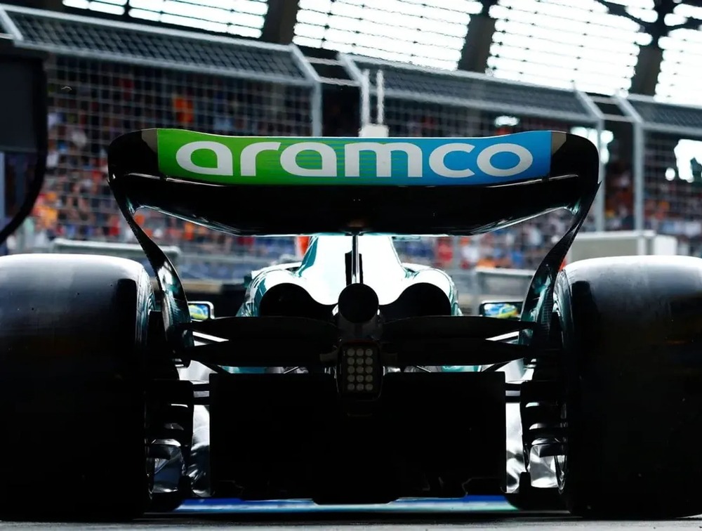 astonmartin-aramcoformulaoneteam