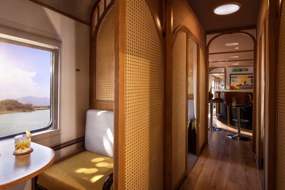 the-vietage-interior