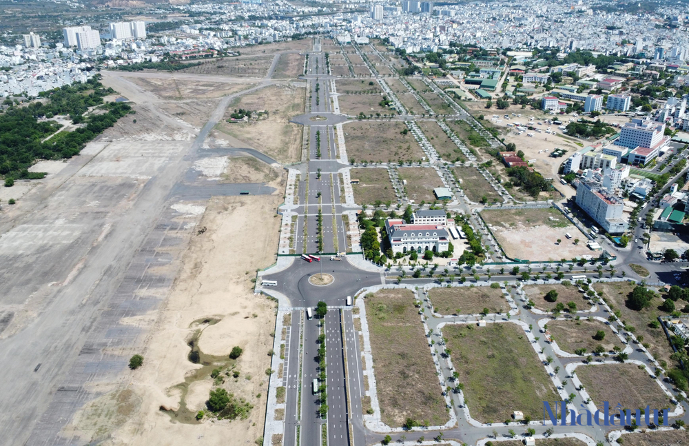 san-bay-nha-trang-phuc-son