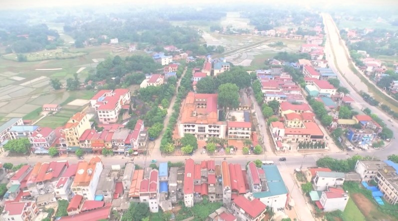 MOT GOC THI TRAN HUONG SON - PHU BINH