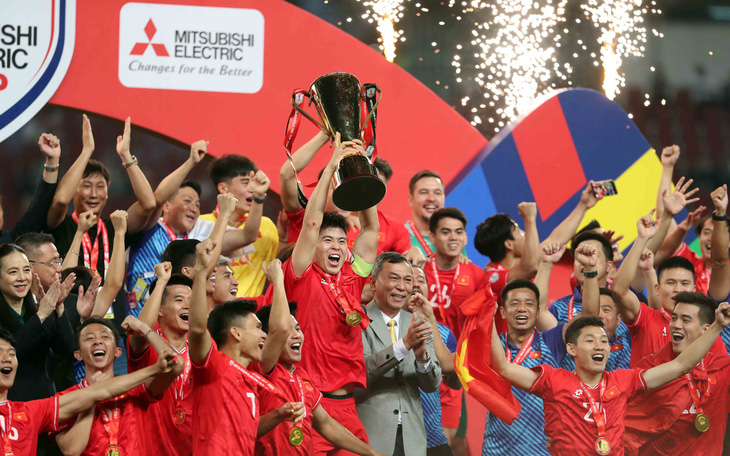 Thủ tướng gặp chúc mừng tuyển Việt Nam vô địch ASEAN Cup - Ảnh 2.