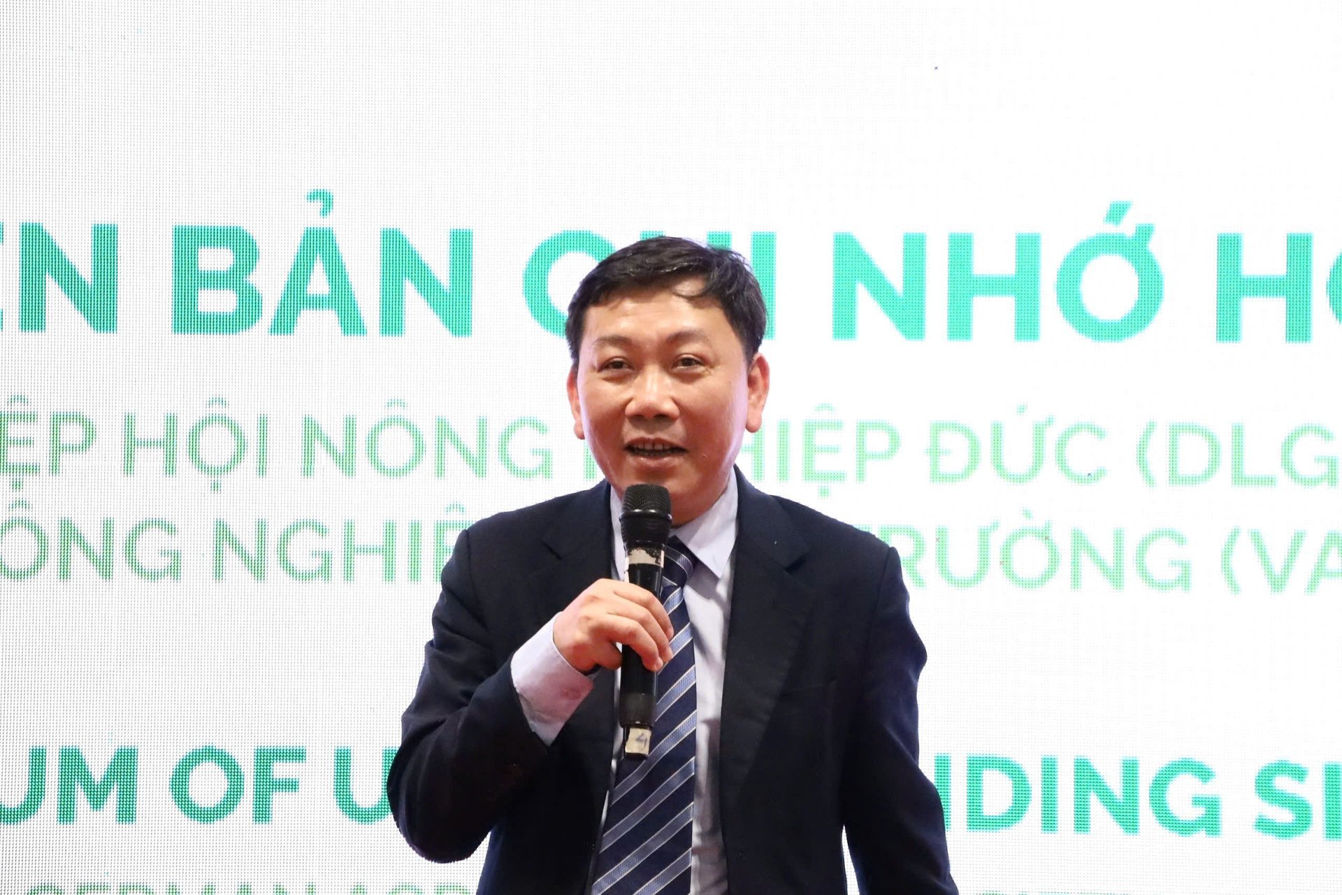 Ông Nguyễn Đỗ Anh Tuấn, Vụ trưởng Vụ Hợp tác Quốc tế: 'Tôi kỳ vọng Báo Nông nghiệp và Môi trường sẽ hợp tác sâu rộng hơn với các đối tác Đức, đồng thời, lan toả các sáng kiến, giải pháp công nghệ mới để bà con nông dân thực hành tốt cho môi trường'. Ảnh: Phương Linh.