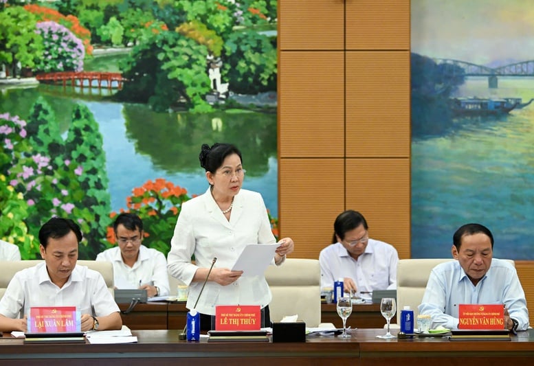 Vừa thực hiện sắp xếp lại giang sơn vừa đề ra các giải pháp để thúc đẩy tăng trưởng- Ảnh 3.