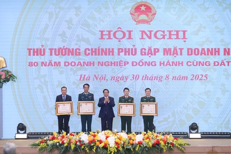 Thủ tướng gửi 3 thông điệp quan trọng sau 80 năm doanh nghiệp đồng hành cùng đất nước- Ảnh 12.