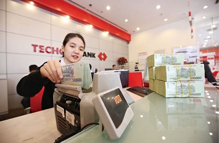 techcombank-chia-co-phieu-thuong--co-dong-giu-1-duoc-nhan-21528788254