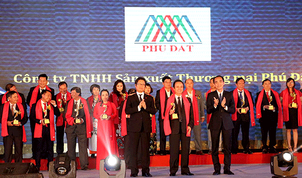 VCCI vinh danh 81 doanh nghiệp và doanh nhân tiêu biểu đồng bằng sông Cửu Long