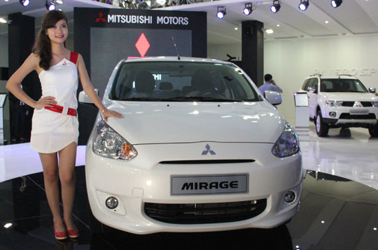 xe_mitsubishi_mirage